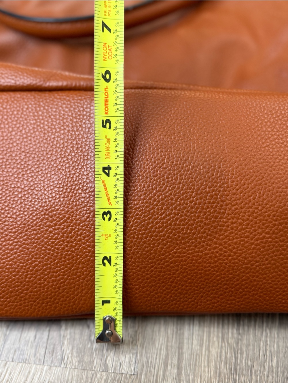 Kattee Leather Pebbled Leather Shoulder Hobo Bag - Picture 4 of 10